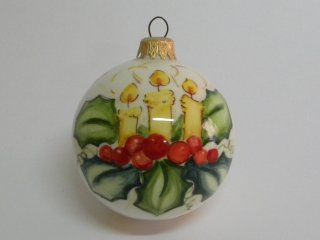 Pallina di natale in ceramica, dipinta a mano. Tecnica: maiolica